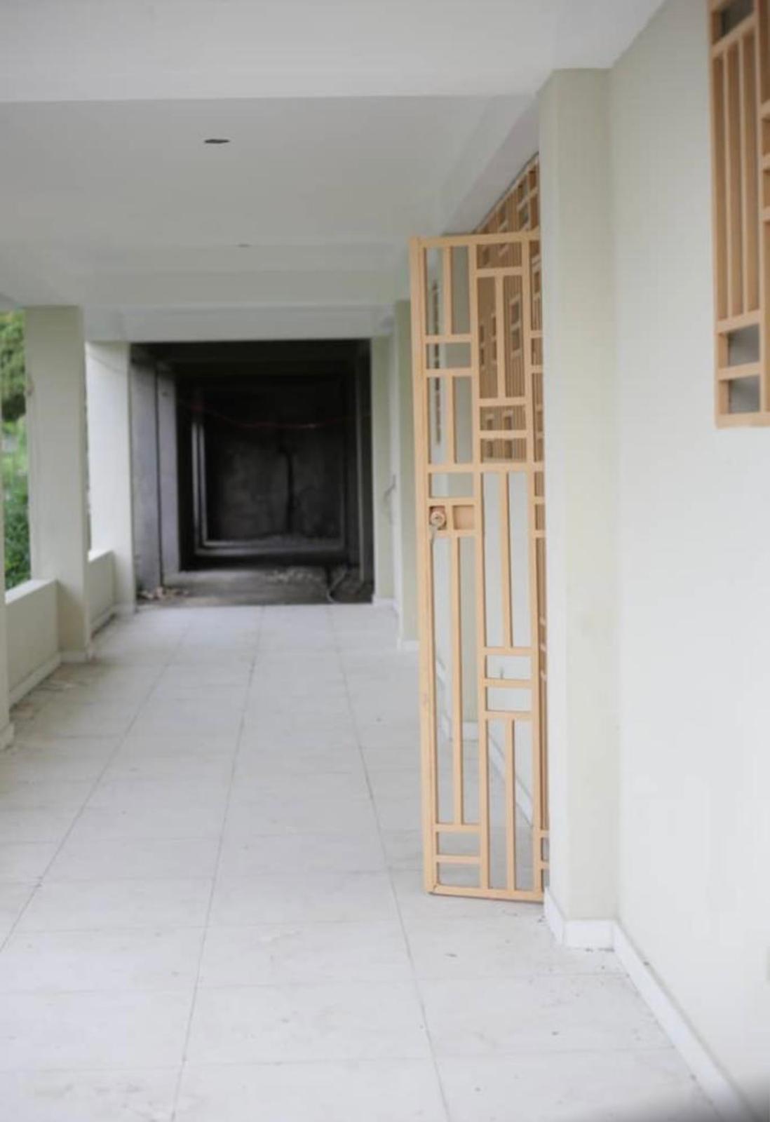 UNAH Campus corridor